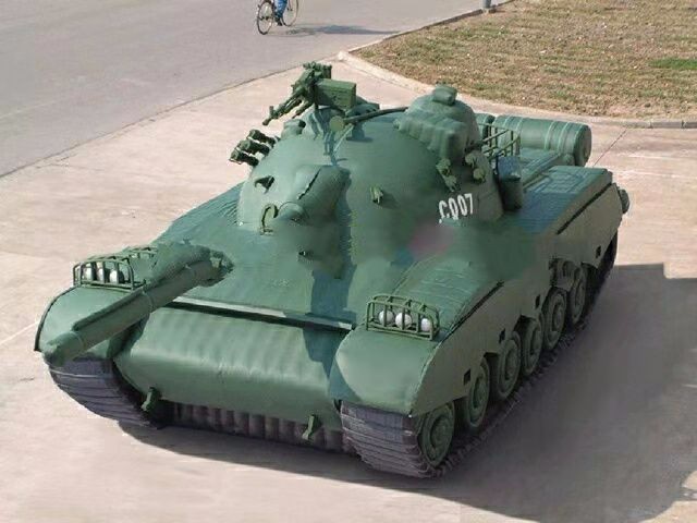 雁山军用充气坦克车